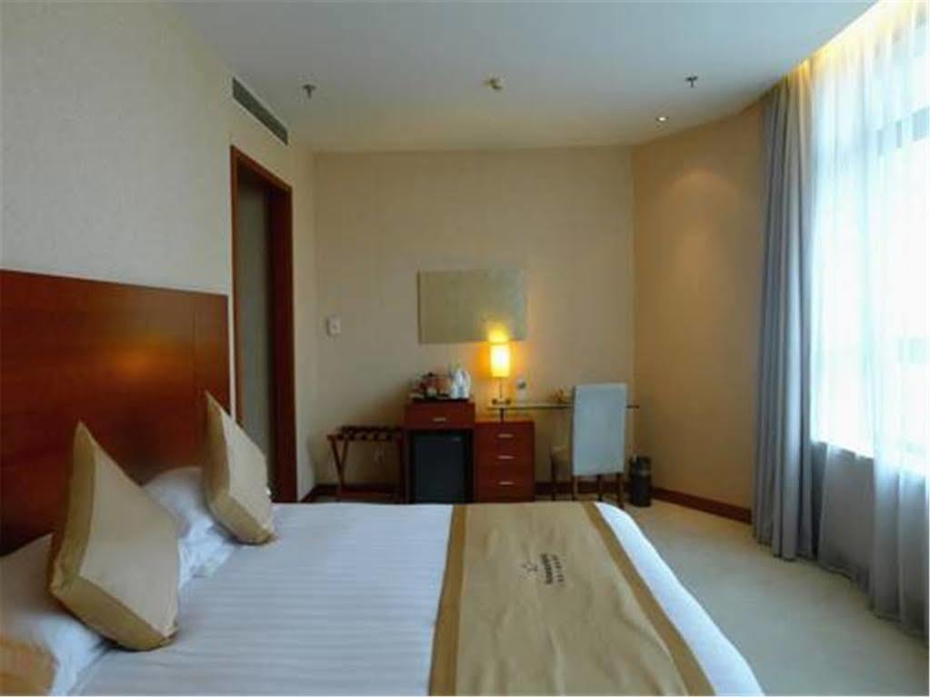 Radiance Hotel Šanghaj Exteriér fotografie